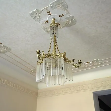 Art Nouveau Treasure Apartman *